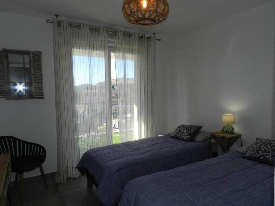 T3 spacieux- Clim- Piscine Apartment in Bormes-les-Mimosas