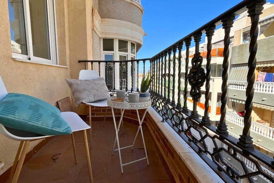 Property building, View (from property/room), Balcony/Terrace