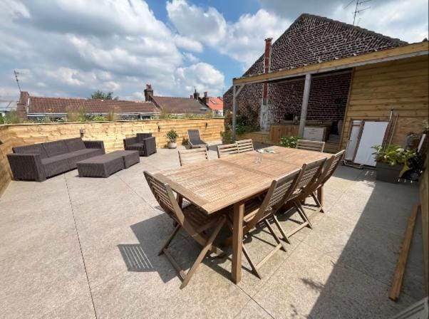 Patio, Balcony/Terrace
