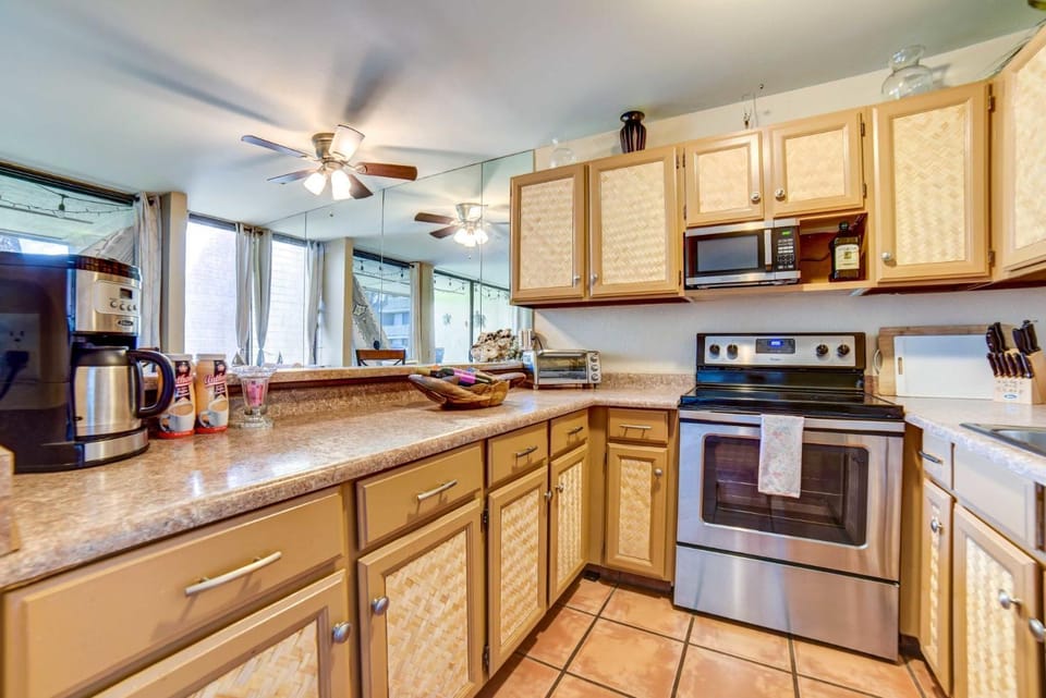 107 Kihei Holiday by VacaMaui Apartment in Kihei