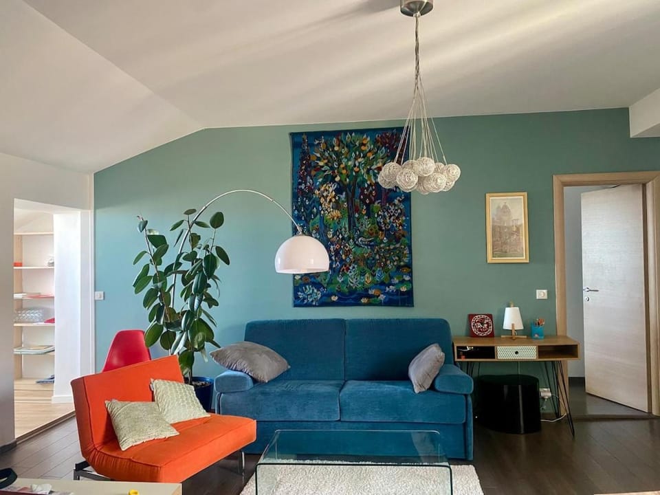 Beautiful, hyper-center apartment Apartment in Bastia