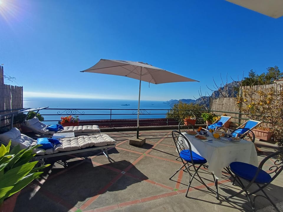 Day, Natural landscape, View (from property/room), Balcony/Terrace, Sea view, sunbed
