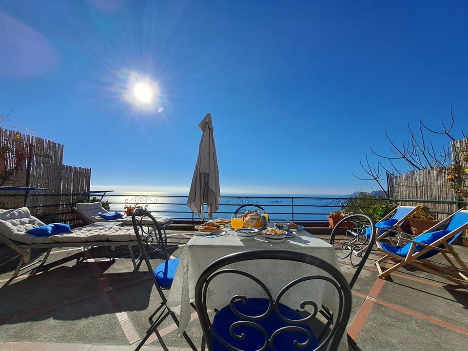 Day, Natural landscape, View (from property/room), Balcony/Terrace, Sea view, sunbed