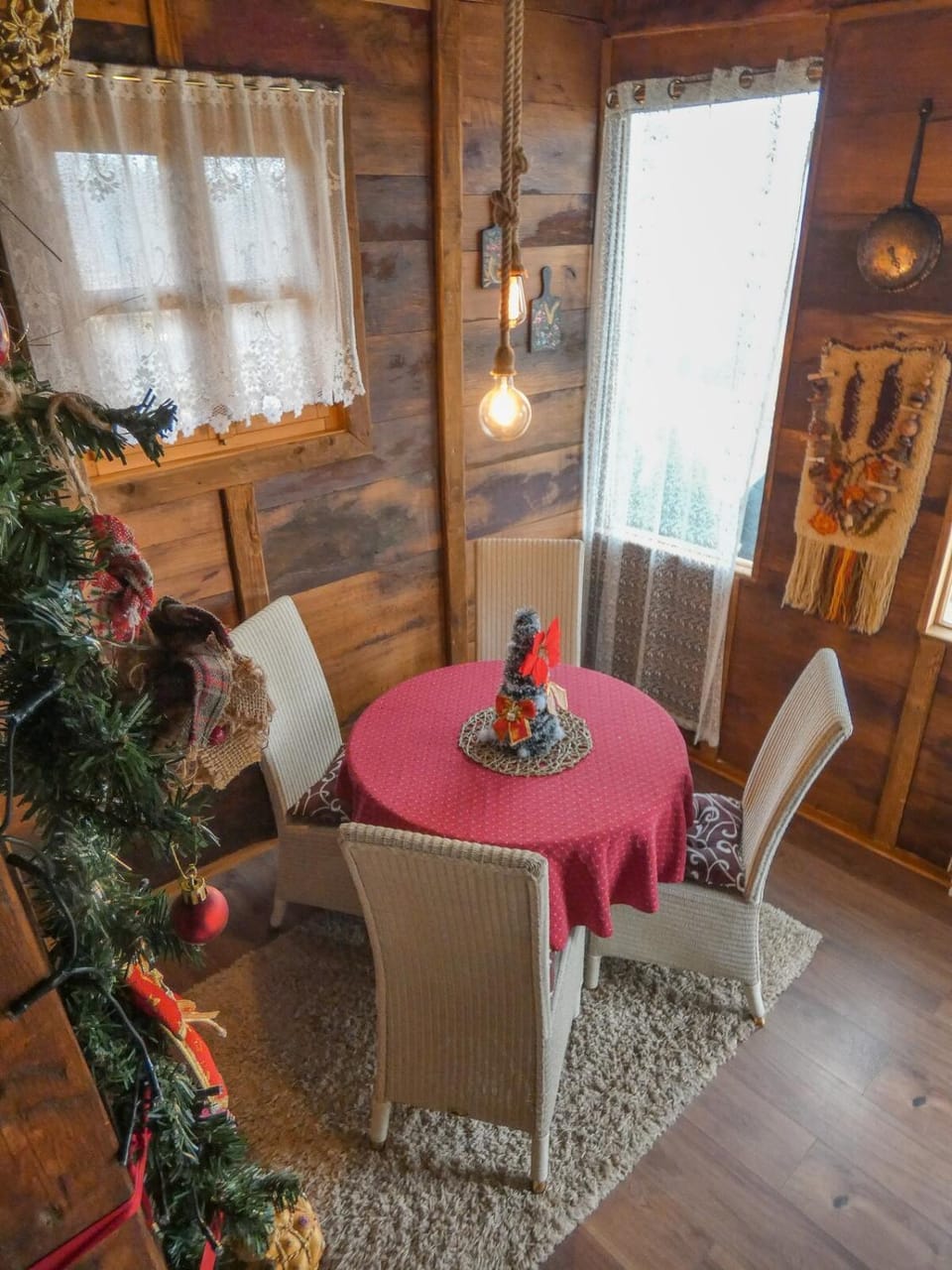 Etno kompleks Orahovac - Vajat Lastavica Chalet in Serbia