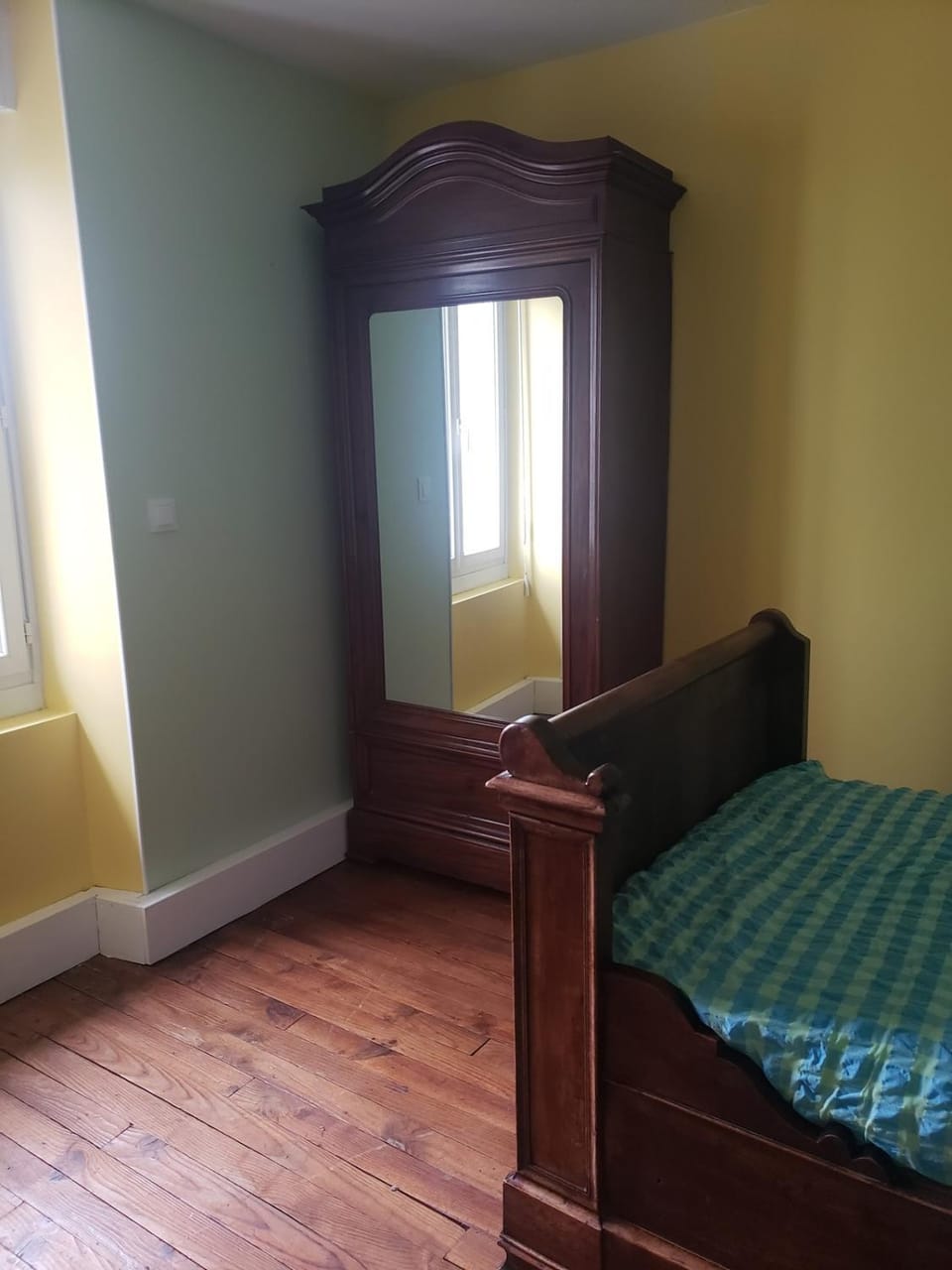 Bedroom, wardrobe