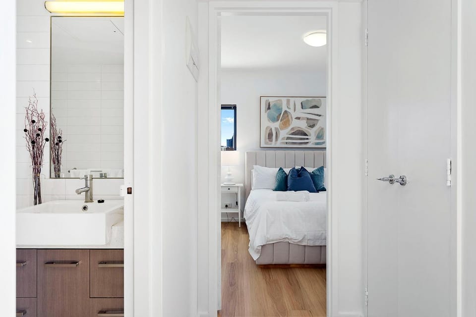 Bed, Bathroom, Bedroom