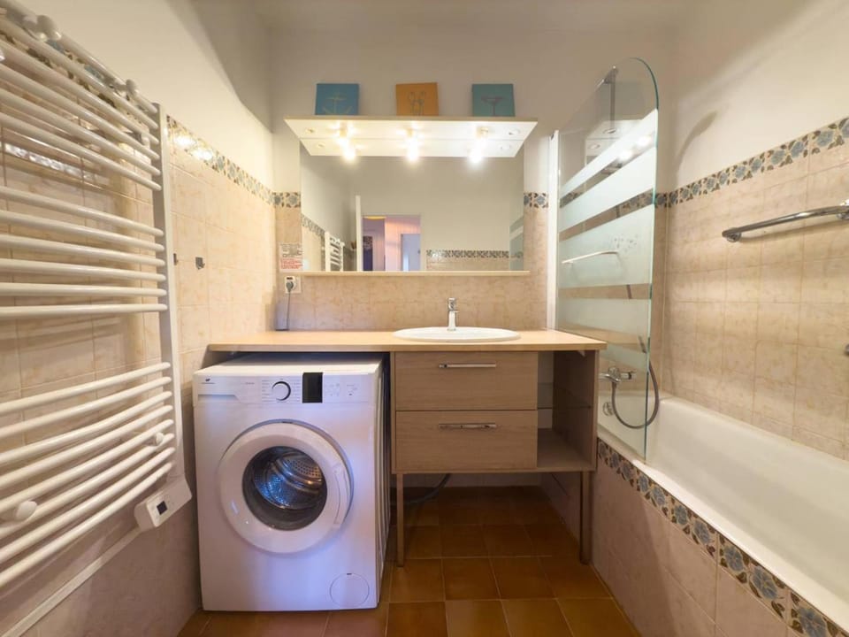 T2- Vue mer Idéal pour les familles Apartment in Le Lavandou