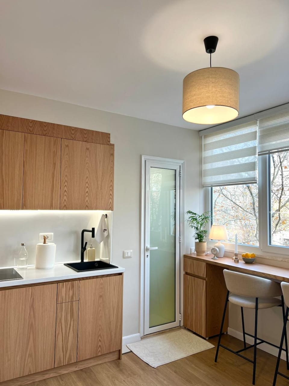 Kitchen or kitchenette, stove