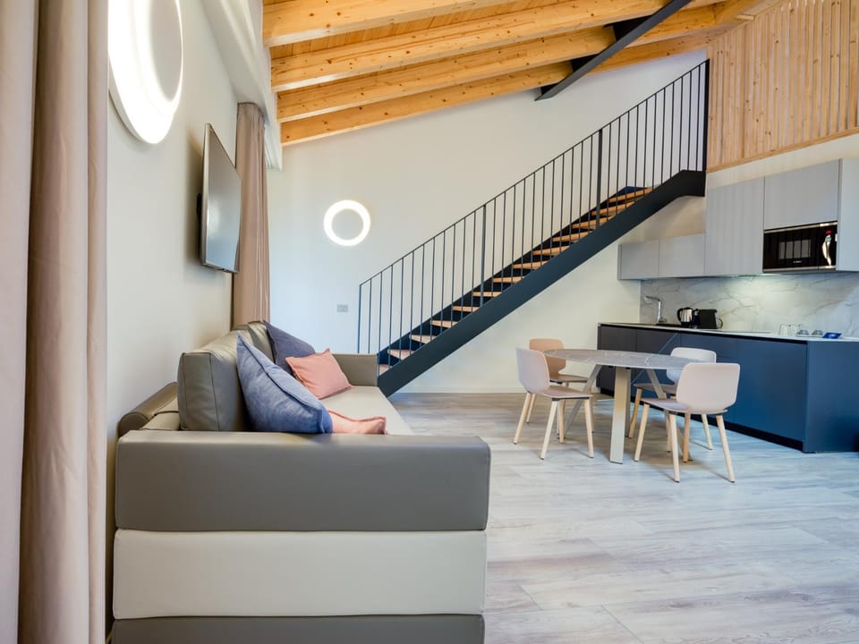 Kitchen or kitchenette, Living room, Seating area