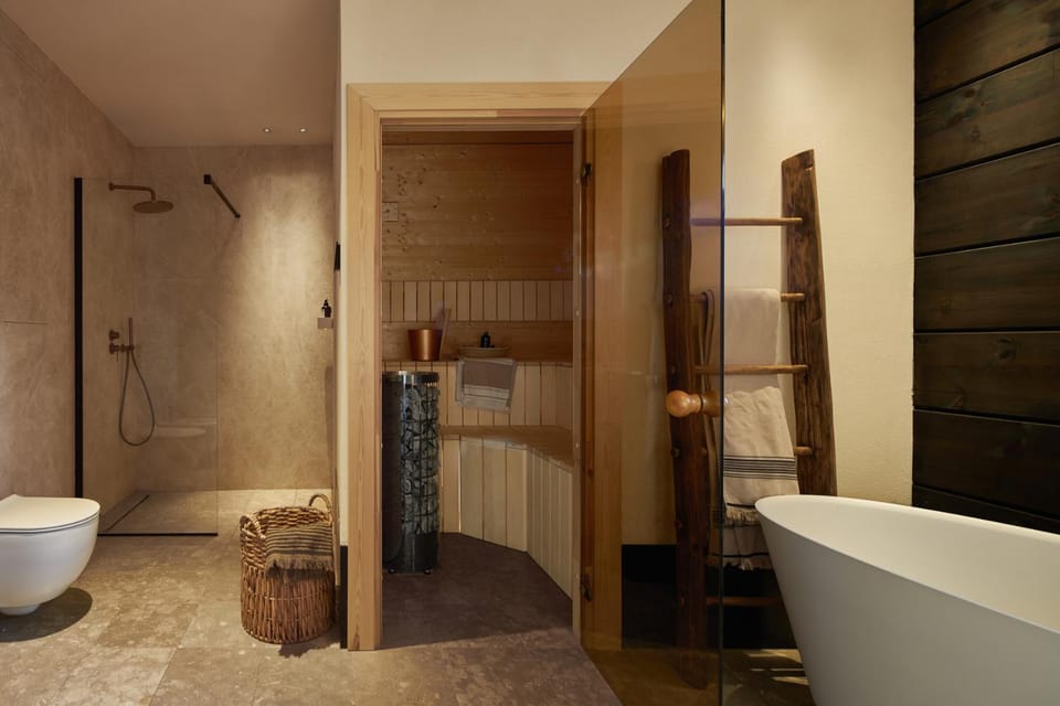 Shower, Toilet, Bathroom, Bath, towels
