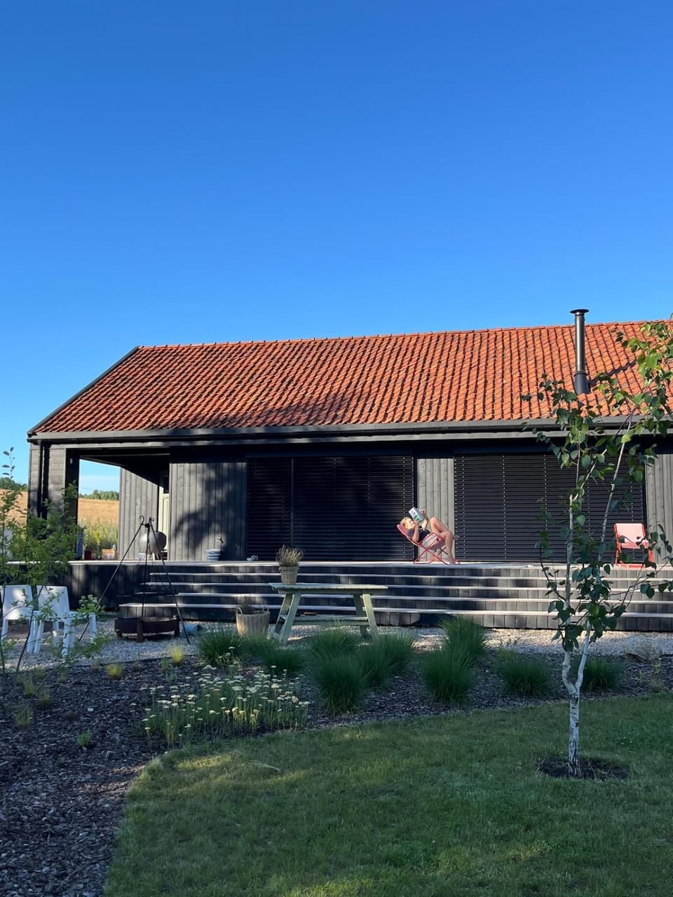 Property building, Day, Garden, Garden view