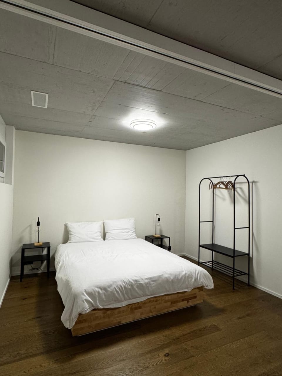 Luxury Studio 111 - Orange Apartment in Aargau, Switzerland
