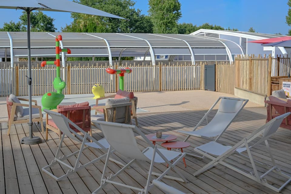 Patio, Swimming pool