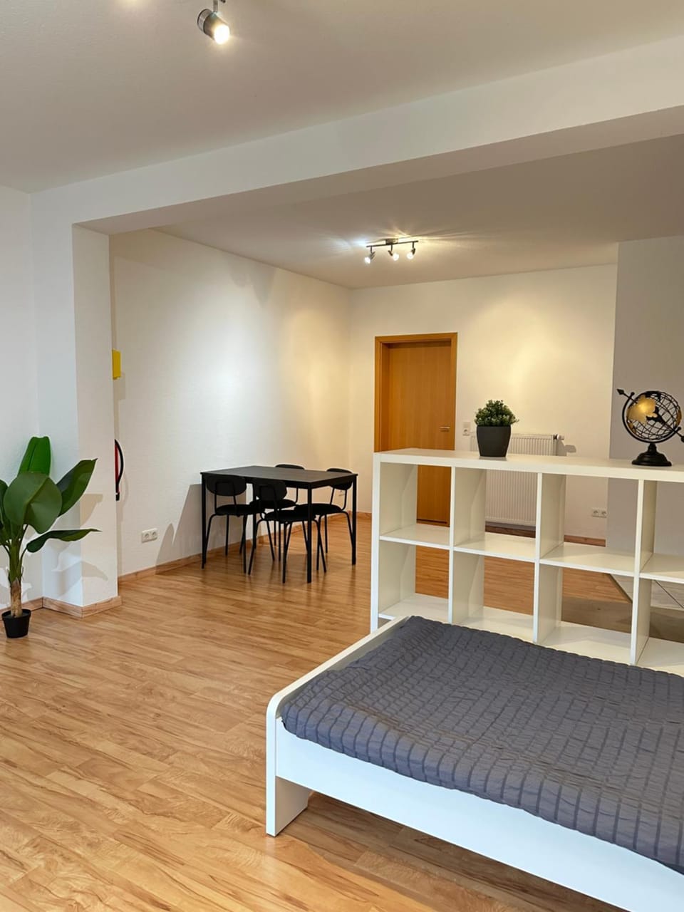 Unterkunft bei Lübeck - Zentral an der A1 - Parkplatz - Terrasse Apartment in Schleswig-Holstein