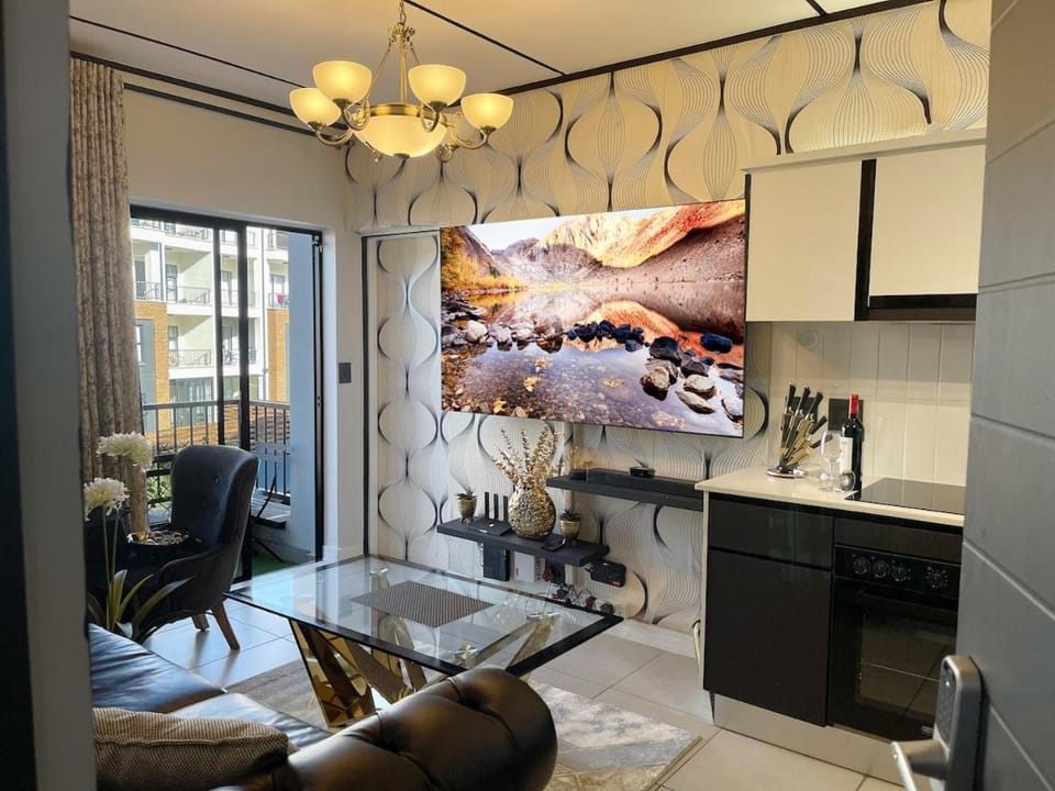 Kitchen or kitchenette, Living room, Seating area, Dining area, minibar
