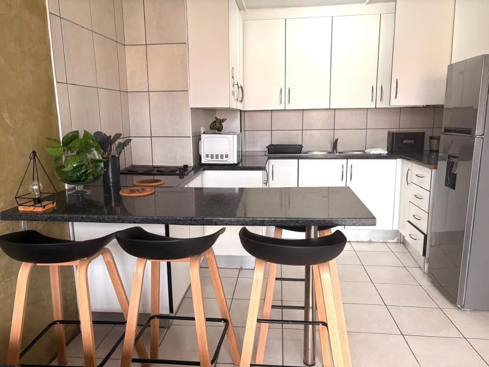 Sea Breeze Manor - Gold unit Apartment in Eastern Cape