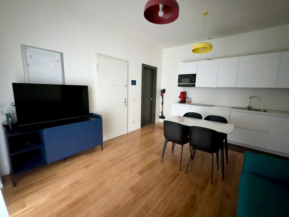 Moderno bilocale nel cuore di Milano Apartment in Milan