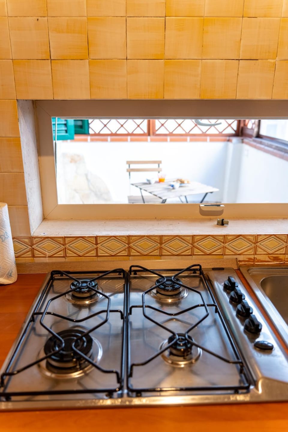 Kitchen or kitchenette, stove