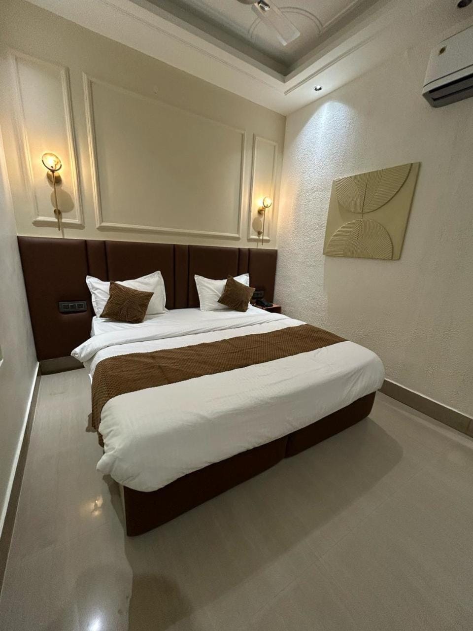 Bed, Photo of the whole room
