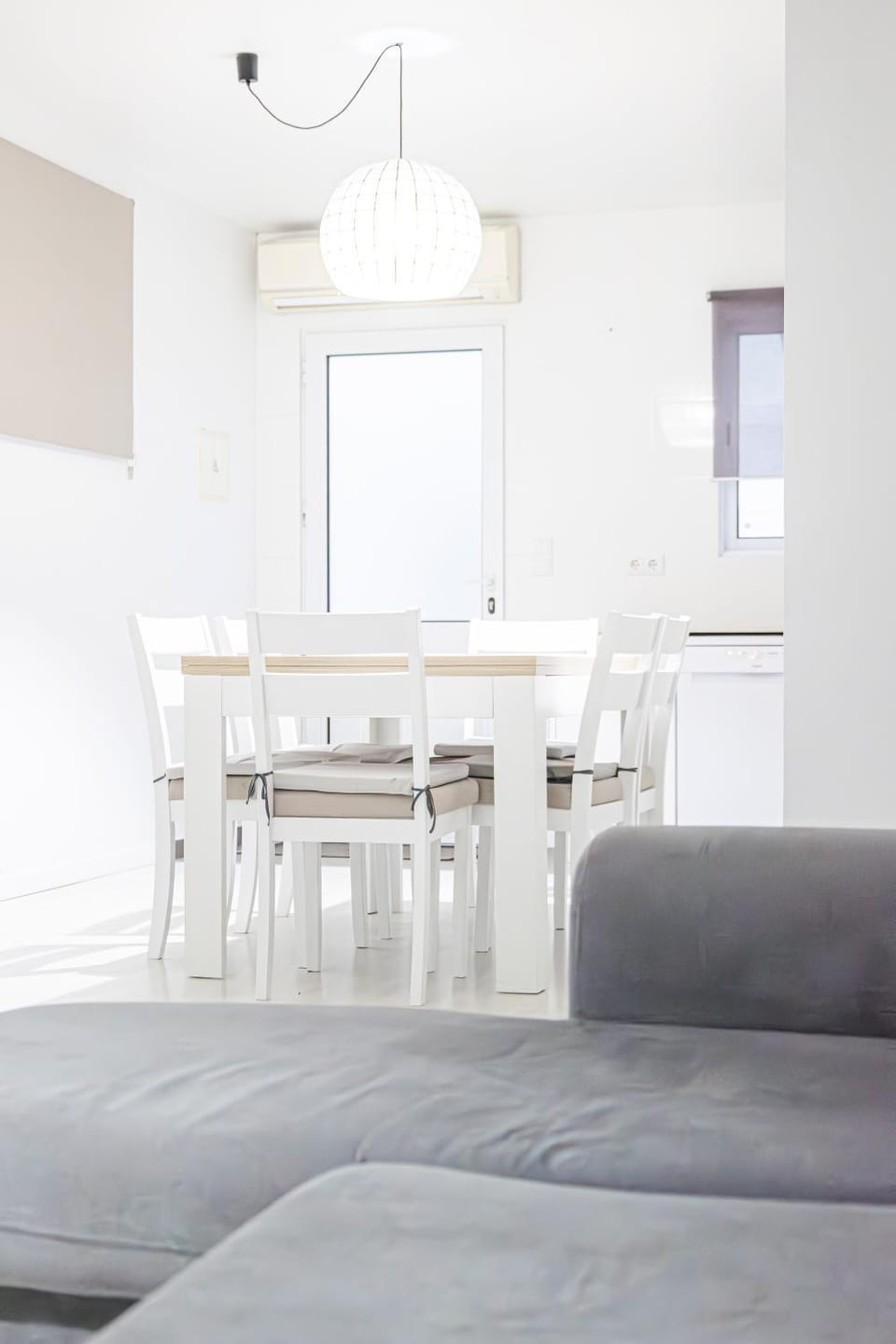 Kitchen or kitchenette, Dining area, air conditioner