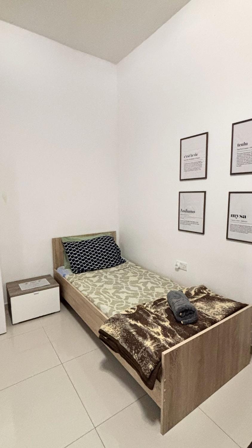 4 Person Sliema Spacious Room Airconditioned and Self Check Vacation rental in Sliema