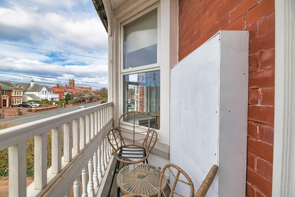 Balcony/Terrace, Balcony/Terrace