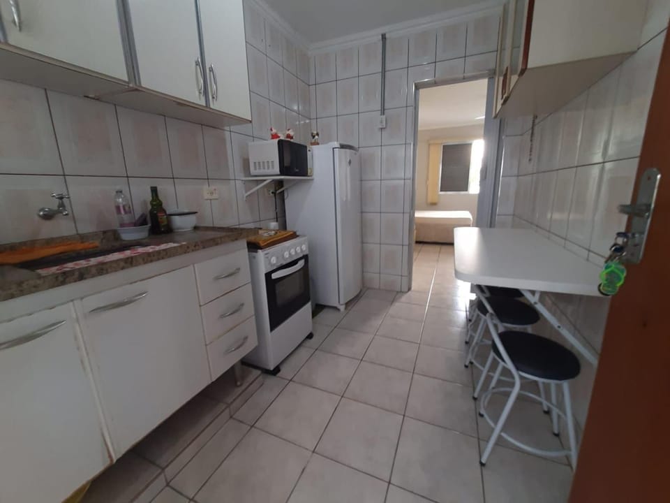 Apartamento 100 metros da praia na Guilhermina Praia Grande Apartment in State of São Paulo