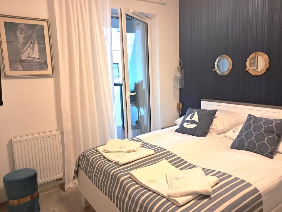 Bed, Balcony/Terrace, Photo of the whole room, Bedroom, internet, towels