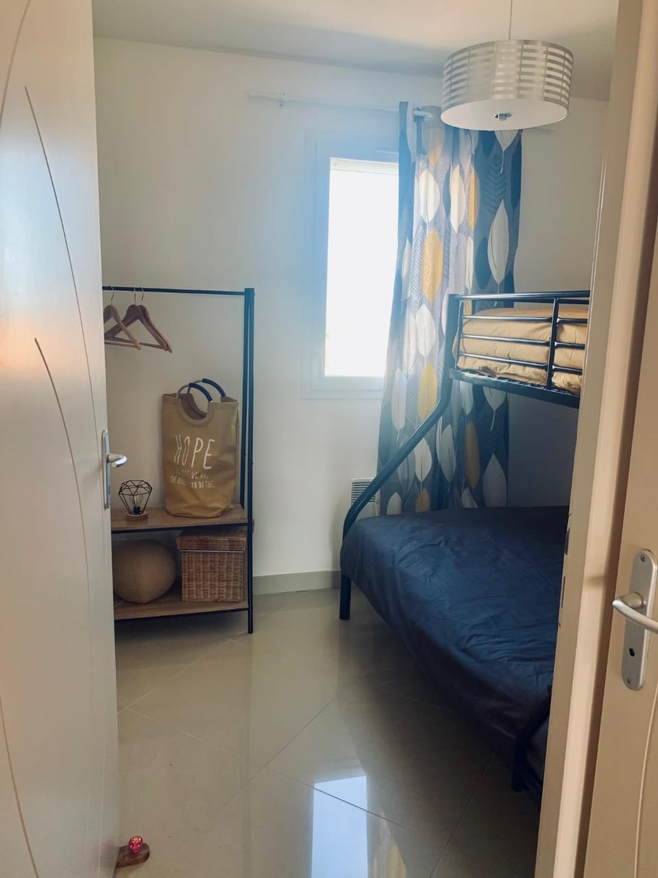Bed, Photo of the whole room, Bedroom, bunk bed