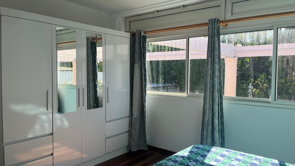 Bed, Photo of the whole room, Bedroom, wardrobe