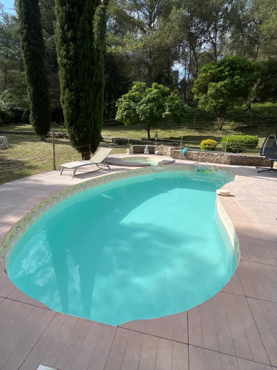 Agréables chambres au calme Bed and Breakfast in Nimes