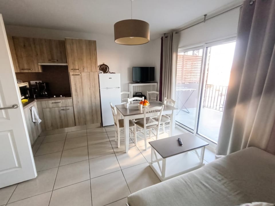 Appartement confortable à Remoulins, 49 m² avec piscine Apartment in Provence-Alpes-Côte d'Azur