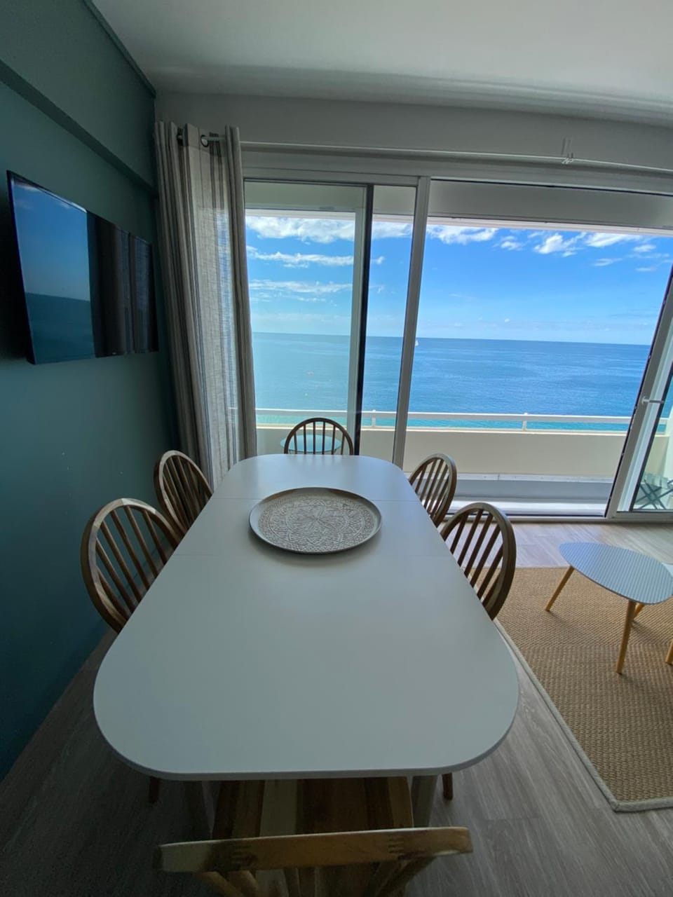 Grand appartement vue mer panoramique Apartment in Étretat