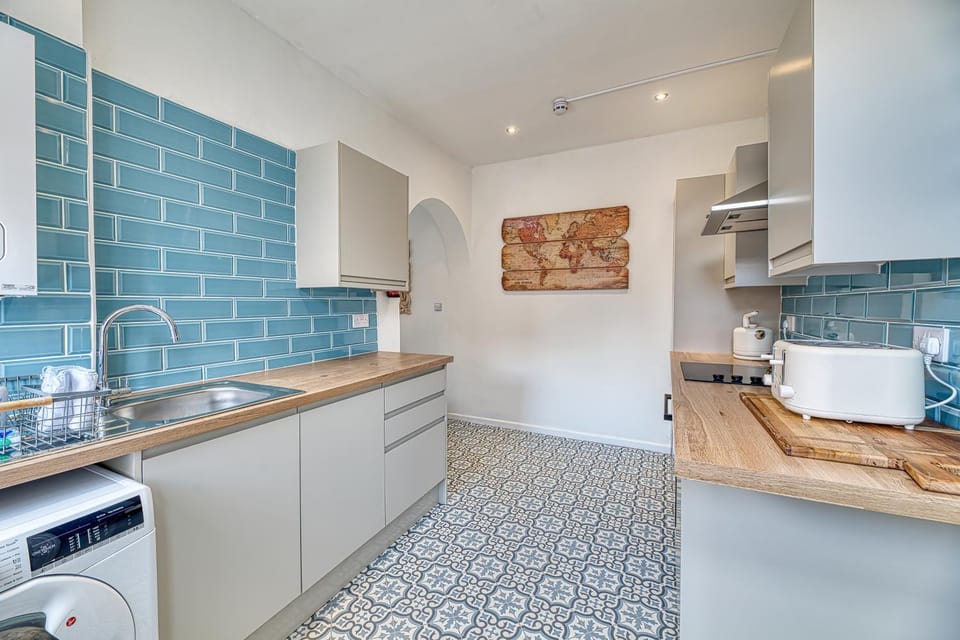 kitchen, kitchen