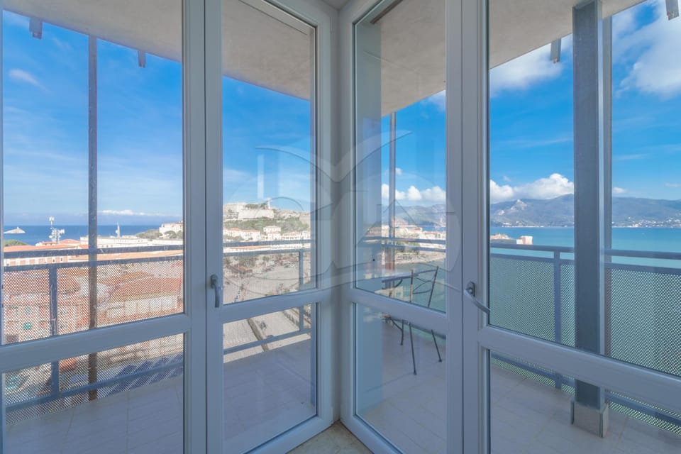 Day, Natural landscape, View (from property/room), Balcony/Terrace