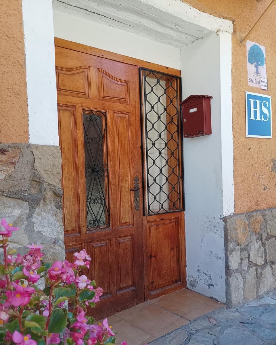 Facade/entrance, Day