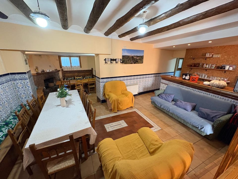 TV and multimedia, Dining area