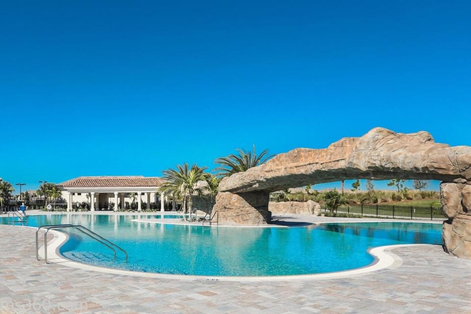 Nearby landmark, Pool view, Swimming pool, sunbed