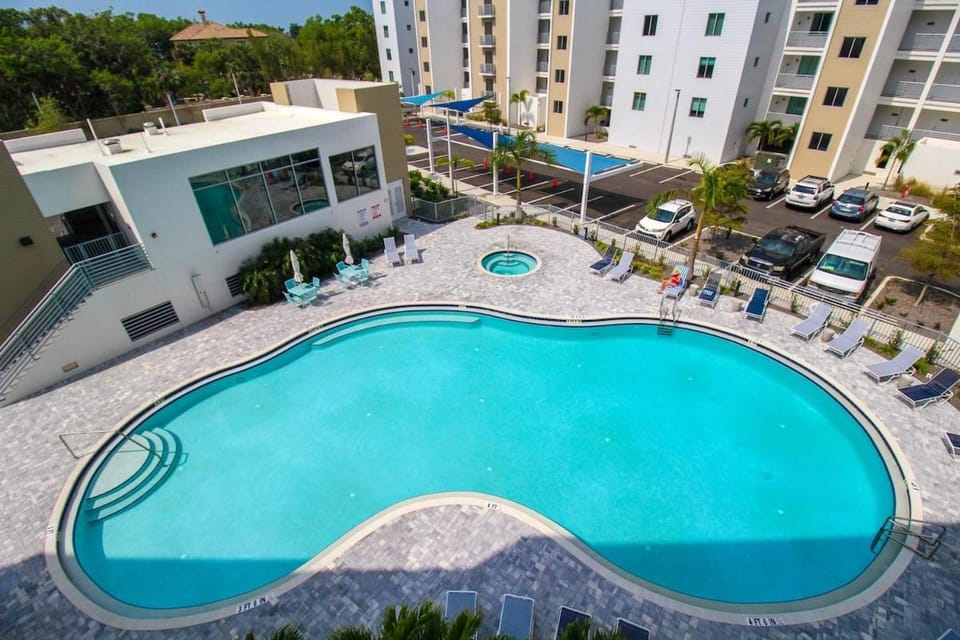 Pool view, Swimming pool
