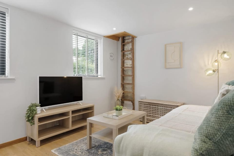 Beautiful Barn Conversion in the Heart of Somerset House in South Somerset District