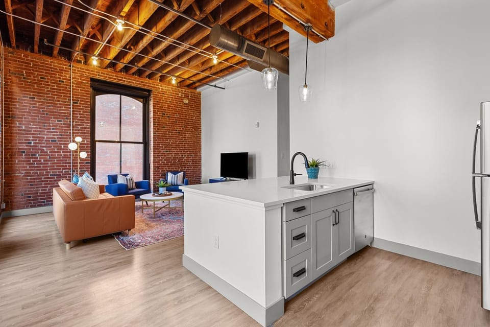 TV and multimedia, Kitchen or kitchenette