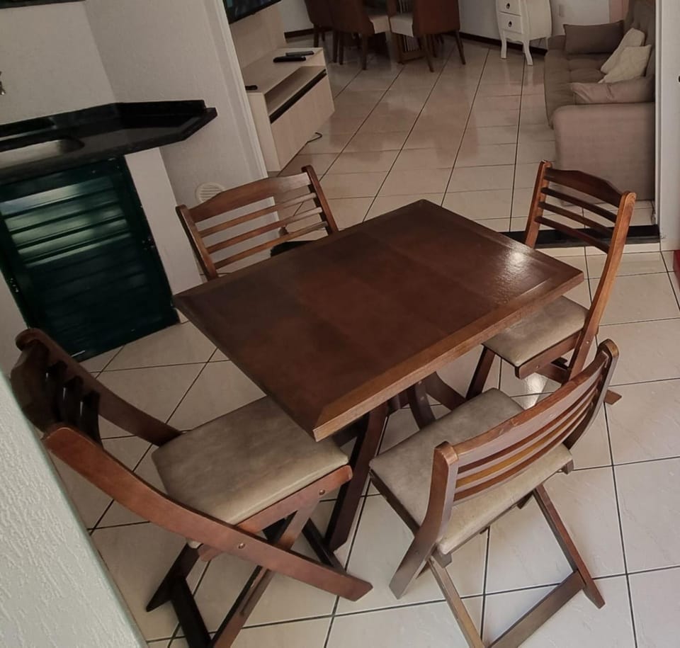 Apartamento pé na areia em Meia Praia com churrasqueira com vista mar Apartment in Porto Belo