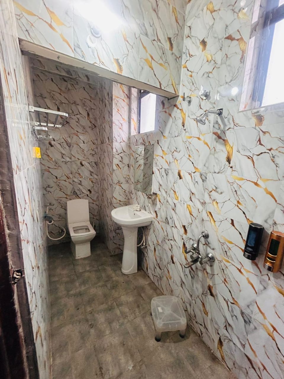 The Tulsi Garden - Ashram vihar vrindavan Hotel in Uttar Pradesh