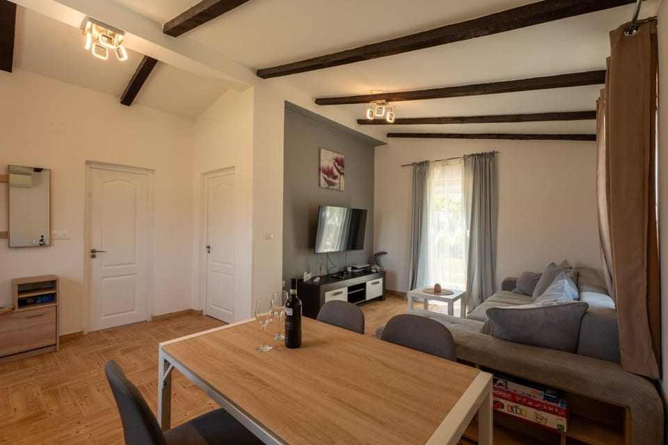 Guest house Krajcar House in Istria County