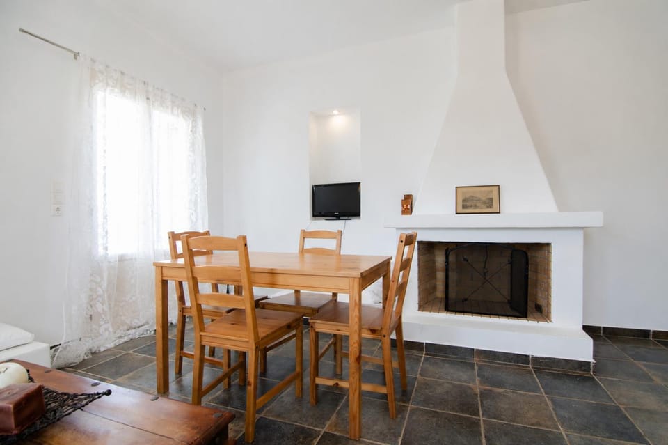 Mylopota apartment IV House in Decentralized Administration of the Aegean