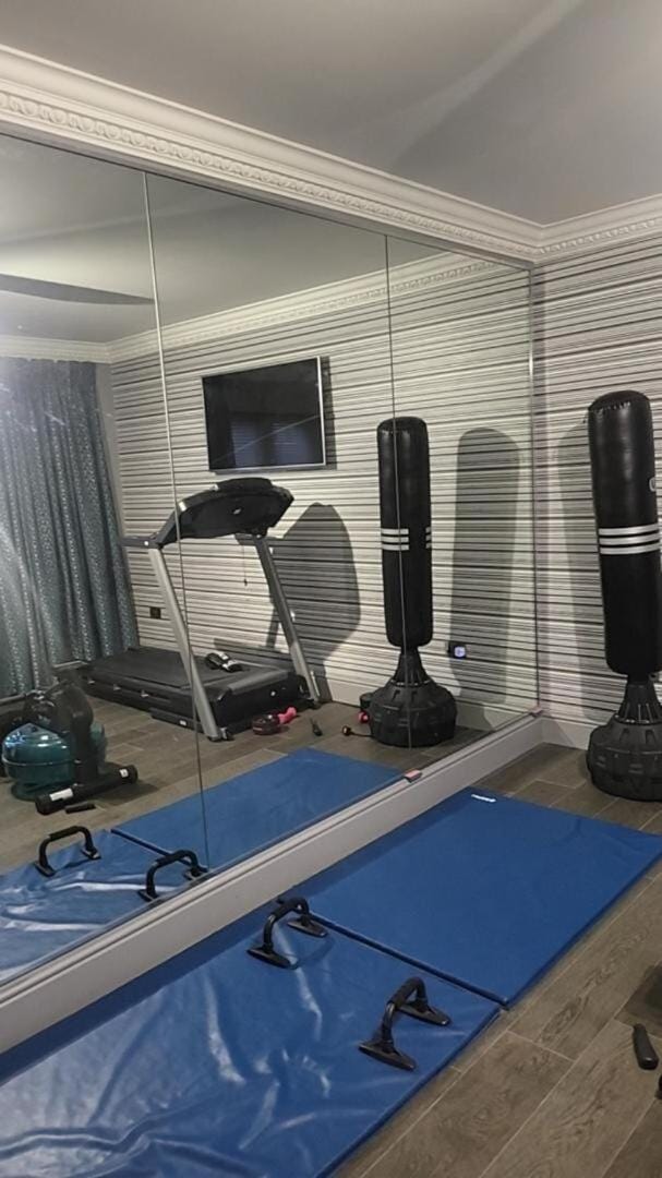 Lavish4Bed Mansion in Warrington Apartment in Warrington