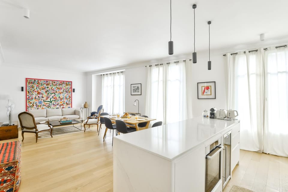 Living room, Dining area