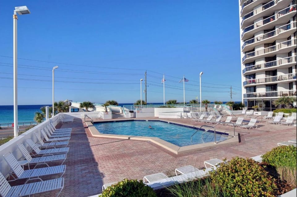 Surfside Resort #404 House in Miramar Beach