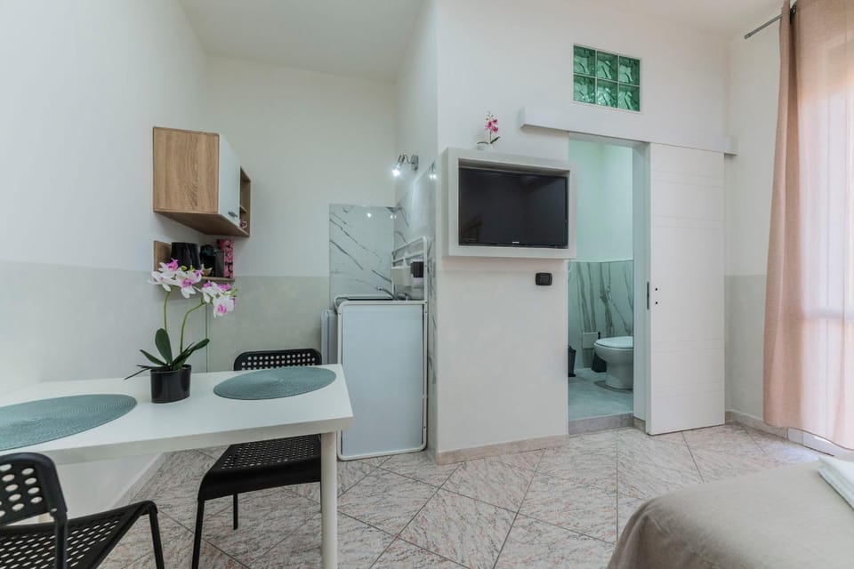 Fioravanti Apartments - San Luca Suite & Genesis House, A pochi passi dalla stazione, vicino al cuore di Bologna Apartment hotel in Bologna