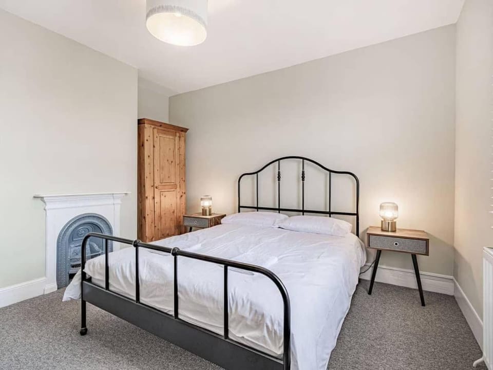 Coastal Apartment with Sea View 2 Minutes from Beach and Town Center Apartment in Cromer